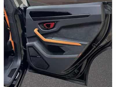 Lamborghini Urus URUS SE/NEW 2026/ STOCK AVAILABLE DIRECTLY (2026) - Photo 12