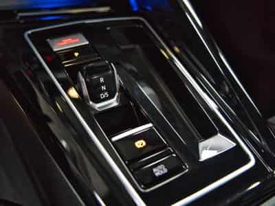 VW Golf GTI Clubsport 2.0 TSI 300 CV DSG7 *PANO* *MATRIX* HARMAN* (2024) - Foto 10