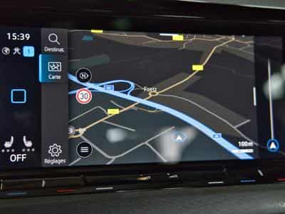 VW Golf GTI Clubsport 2.0 TSI 300 CV DSG7 *PANO* *MATRIX* HARMAN* (2024) - Foto 12