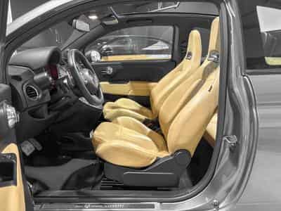 Abarth 695 EDIZIONE MASERATI/ *017of499* (2013) - Photo 6