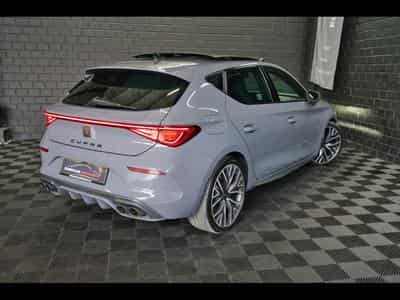 Cupra Leon 2.0 TSI 300CV *PANO* *BEATS* CAM* *19"* (2024) - Photo 6