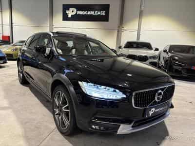 Volvo V90 Pro AWD/PANO/19/360/HUP.D/VOLL (2020) - Photo 2