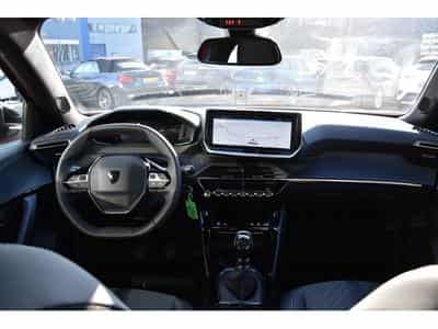 Peugeot 2008 1.2 PureTech Allure ACC GPS LANE SIDE CAM 360 1° MAIN (2024) - Foto 9
