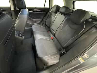 VW Passat Elegance 2.0 TDI 110kw-150CV DSG7 - jantes 17" -  Camera - (2026) - Foto 12