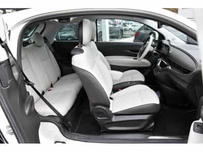 Fiat 500 3+1 42 kWh La Prima ACC CO DRIVER PANO CAM 1° MAIN (2024) - Photo 9