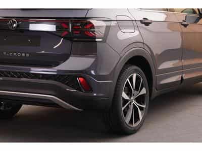 VW T-Cross R-Line 1.5 TSI 110KW-150CV DSG7 - Jantes 18 - Camera - (2026) - Foto 12