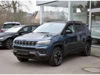 Jeep Compass 1.3 Turbo T4 PHEV eAWD Trailhawk CUIR MEMO LANE CAM 1° MAIN (2024) - Photo 2