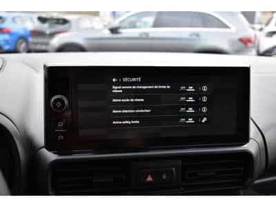 Citroën Berlingo 1.5 BlueHDI 100 CLIMA REGUL LANE CAM KEYLESS NEUF (2025) - Foto 12