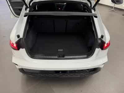 Audi A3 Sportback S line 35 TFSI 150 CV / 110 kW S tronic (2024) - Foto 2