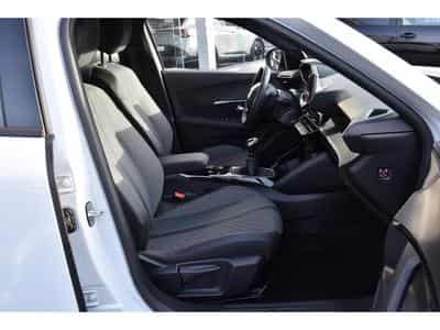 Peugeot 2008 1.2 PureTech Allure ACC GPS LANE SIDE REGUL CAM 360 1° MAIN (2025) - Foto 7