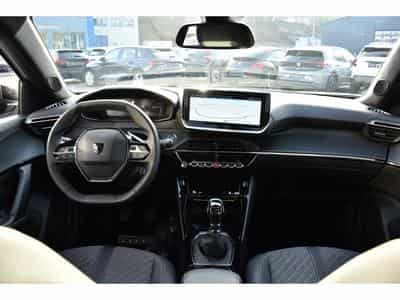 Peugeot 2008 1.2 PureTech Allure ACC GPS LANE SIDE REGUL CAM 360 1° MAIN (2025) - Foto 9