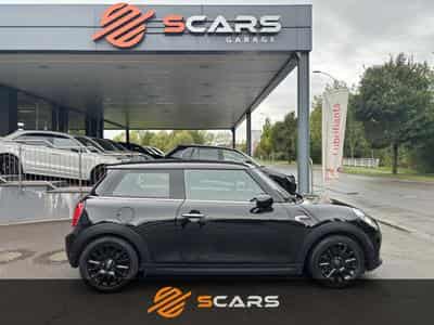 Mini Cooper 1.5 136cv Automat. Carbon Black Color Line (2018) - Foto 2