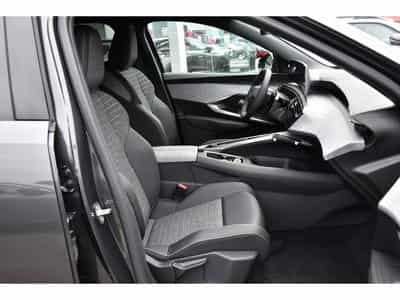 Peugeot 3008 1.2 Hybrid 145 Allure e-DSC6 ACC CAM360 JA19 NEUF (2025) - Photo 7