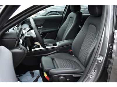 Mercedes A 180 CDI Progressive 8G-DCT CUIR GPS LANE CAM 1° MAIN (2024) - Foto 6