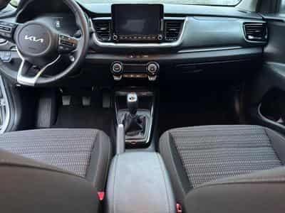 Kia Stonic Pulse 1.0T ISG (2024) - Foto 15
