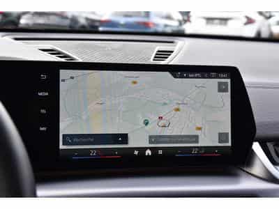 BMW iX2 xDrive30 M Sport CUIR GPS LANE CAM PARK JA19 KEYLESS 1° MAIN (2024) - Photo 10