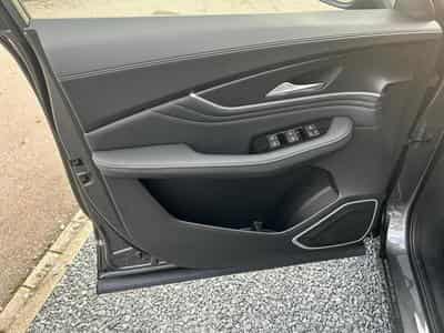 Forthing T5 EVO 1.5 TURBO AUTO FULL OPTIONS (2026) - Foto 8