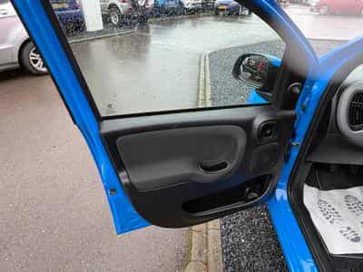 Fiat Panda ITALIA 1ERE MAIN (2016) - Photo 9