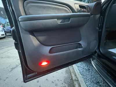 Cadillac Escalade ESV (2006) - Photo 11