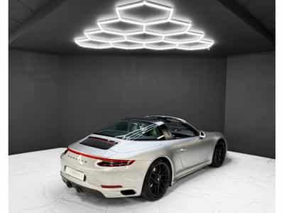 Porsche 911 991.2 Targa 4 GTS - 1st owner - full Porsche service (2019) - Photo 5