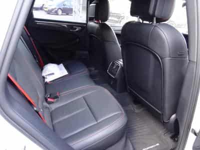 Porsche Macan GTS (2022) - Photo 10