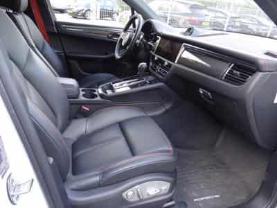 Porsche Macan GTS (2022) - Photo 8