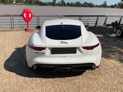 Jaguar F-Type F-Type Coupe P300 R-Dynamic (2020) - Photo 6