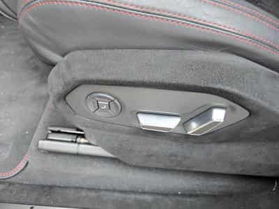 Lamborghini Urus Performante (2024) - Photo 13