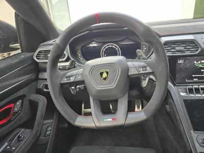 Lamborghini Urus Performante (2024) - Photo 7