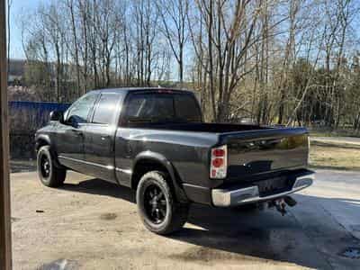 Dodge RAM 5.9i V8 230CV BVA (2002) - Photo 7