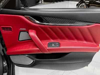 Maserati Quattroporte S Q4 GranSport / B&W / CarPlay / Softclos. / Matrix (2020) - Photo 12