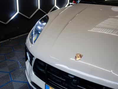 Porsche Macan GTS GRIS CRAIE full options PDC / PSE / PDLS / CHRONO / BOSE (2021) - Photo 3