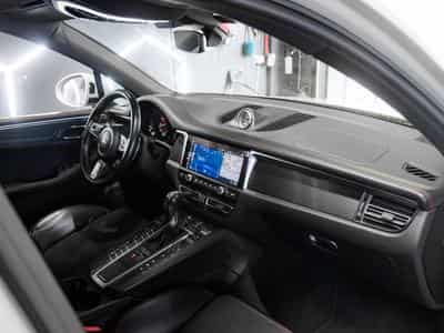 Porsche Macan GTS GRIS CRAIE full options PDC / PSE / PDLS / CHRONO / BOSE (2021) - Photo 7