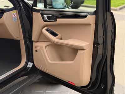 Porsche Macan Porsche Macan S Noir (2023) - Photo 8