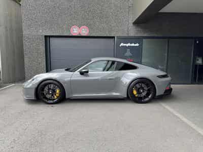 Porsche 911 GT3 TOURING (2023) - Photo 2
