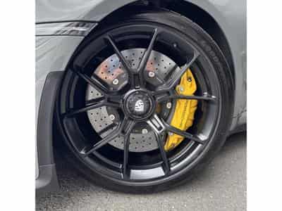 Porsche 911 GT3 TOURING (2023) - Photo 9