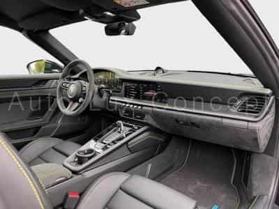 Porsche 911 Porsche 911 Targa 4 GTS (2026) - Foto 11