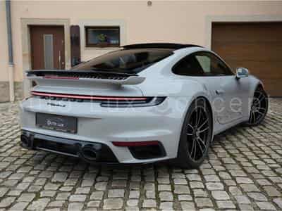 Porsche 911 911 Turbo S Coupé (2022) - Foto 3