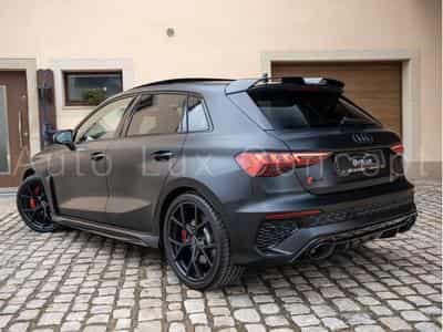 Audi RS3 Sportback 2.5 TFSI quattro S tronic 7 (2024) - Photo 4