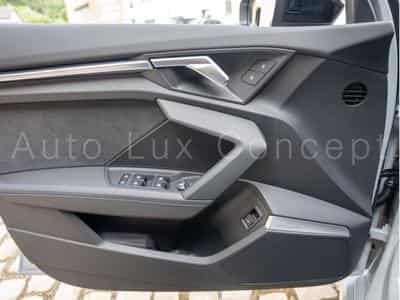 Audi RS3 Sportback Performance Edition 1 OF 300 (2023) - Photo 12