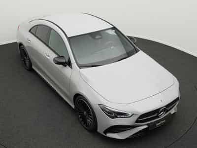 Mercedes CLA 200 AMG-Line Cpe Multi+Night+Kamera+19"+Ambi (2025) - Foto 12