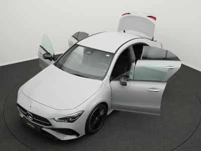 Mercedes CLA 200 AMG-Line Cpe Multi+Night+Kamera+19"+Ambi (2025) - Foto 14