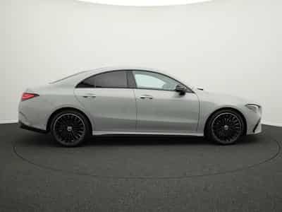 Mercedes CLA 200 AMG-Line Cpe Multi+Night+Kamera+19"+Ambi (2025) - Foto 5