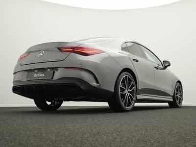 Mercedes CLA 200 d AMG-Line Cpe Multi+Kamera+19"+Night (2025) - Foto 11