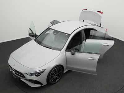 Mercedes CLA 200 AMG-Line Coupé Multi+Kamera+19"+Night (2025) - Foto 14