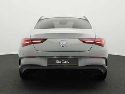 Mercedes CLA 200 AMG-Line Coupé Multi+Kamera+19"+Night (2025) - Foto 4