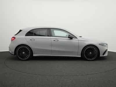 Mercedes A 200 AMG-Line Multi+Night+19"+Ambi (2025) - Photo 5
