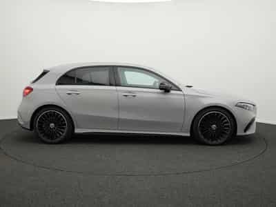 Mercedes A 200 AMG-Line Multi+Night+19"+Ambi (2025) - Photo 5