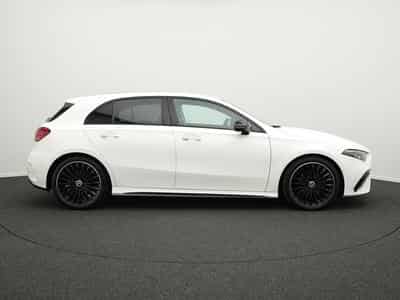 Mercedes A 200 d AMG-Line Multi+Night+19"+Ambi (2025) - Foto 5