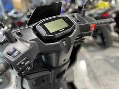 Suzuki Avenis 125 (2024) - Photo 4